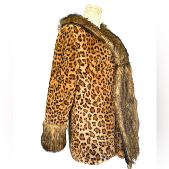 Women’s Leopard Print Retro Faux Fur Jacket Coat – Size Medium - Picture 6 of 12